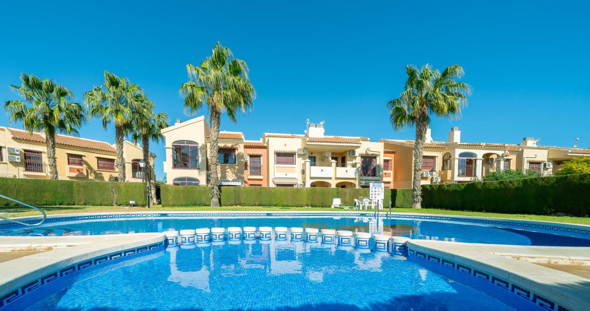 Club Salino Hideaway-Your Peaceful Retreat With Pool In Torrevieja Kültér fotó