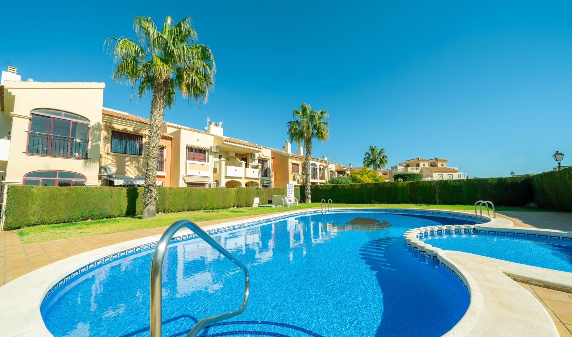 Club Salino Hideaway-Your Peaceful Retreat With Pool In Torrevieja Kültér fotó