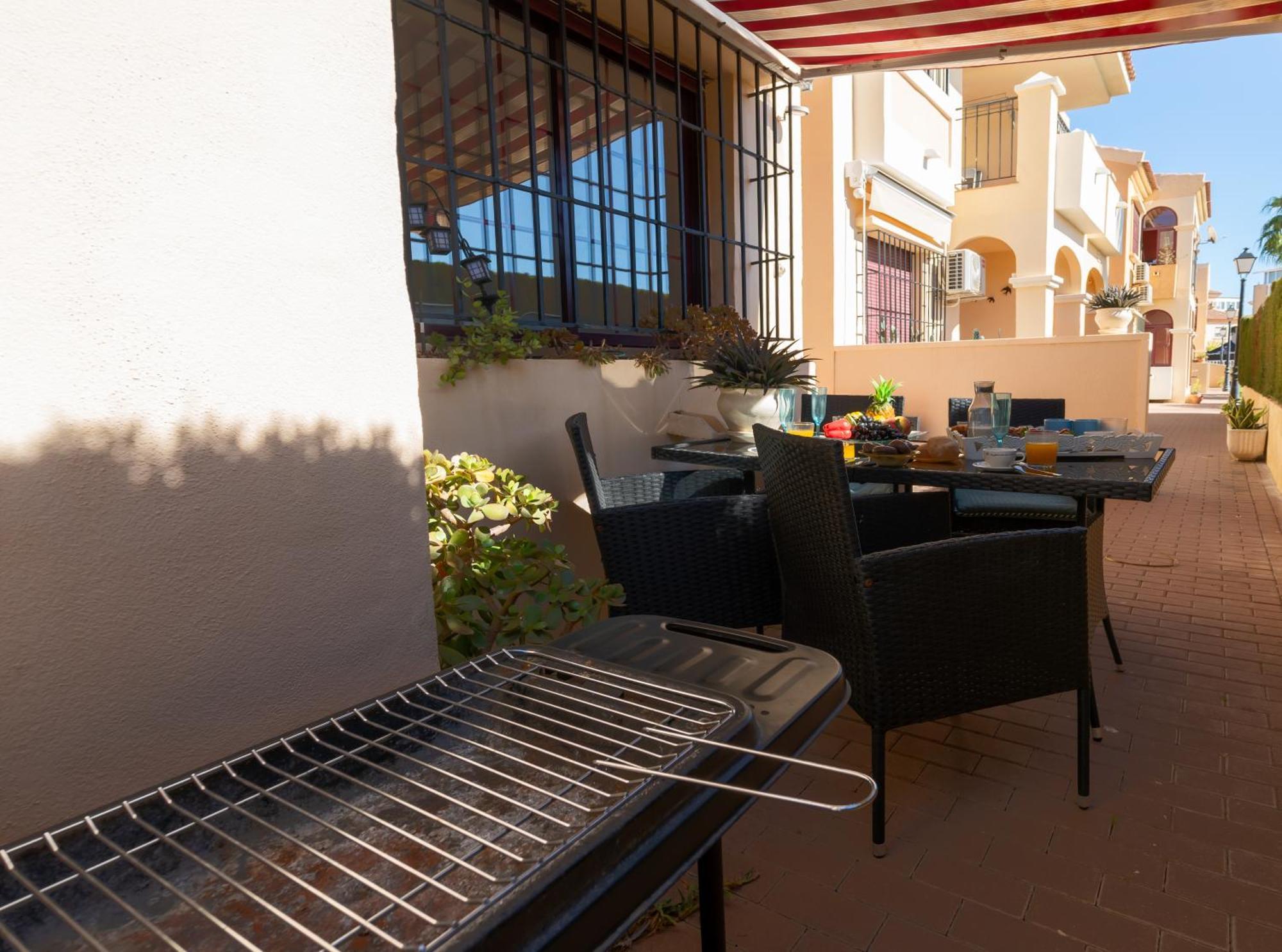 Club Salino Hideaway-Your Peaceful Retreat With Pool In Torrevieja Kültér fotó